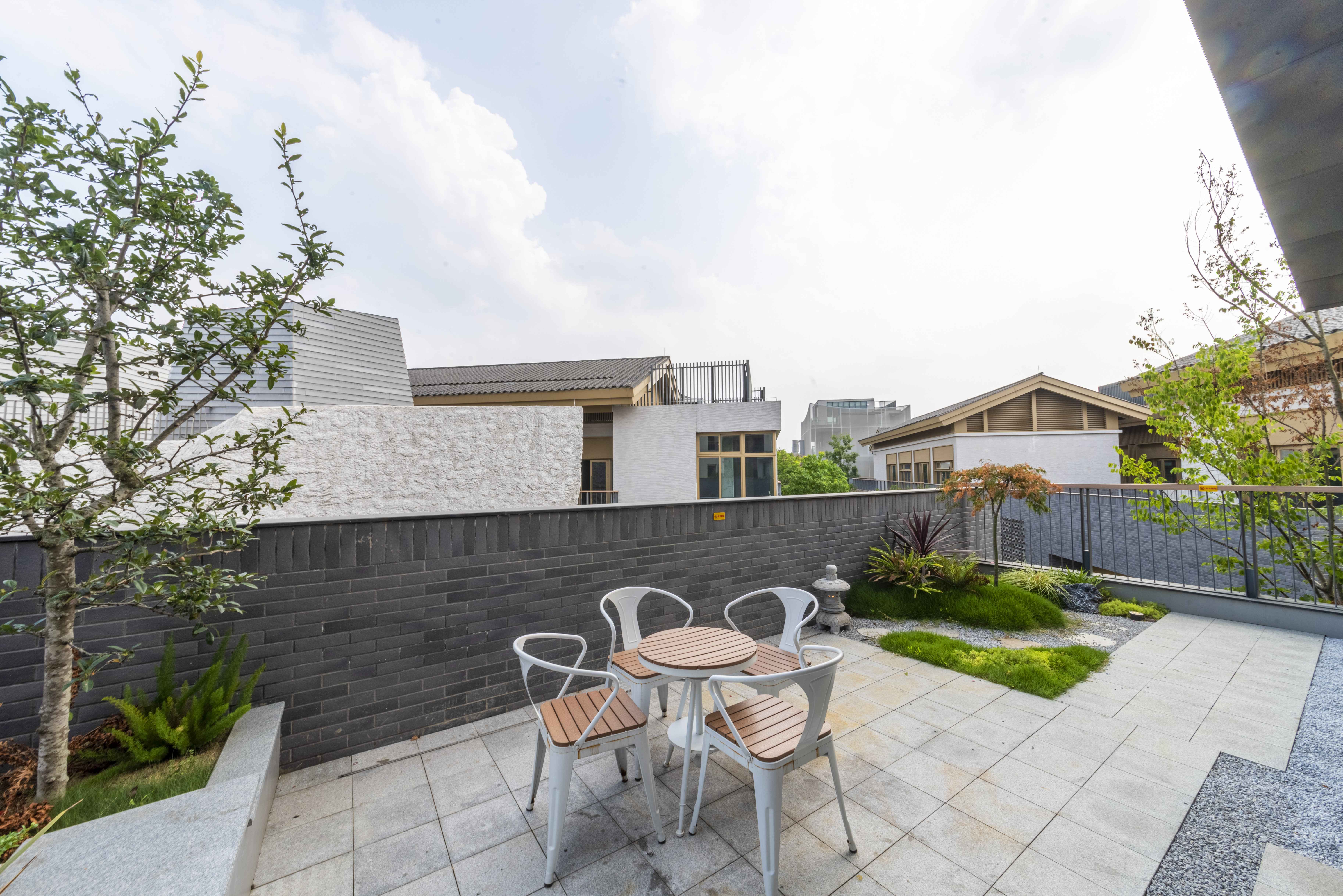 静居庭院套房[独立卧室-客厅-庭院-双衞-浴缸-机麻]