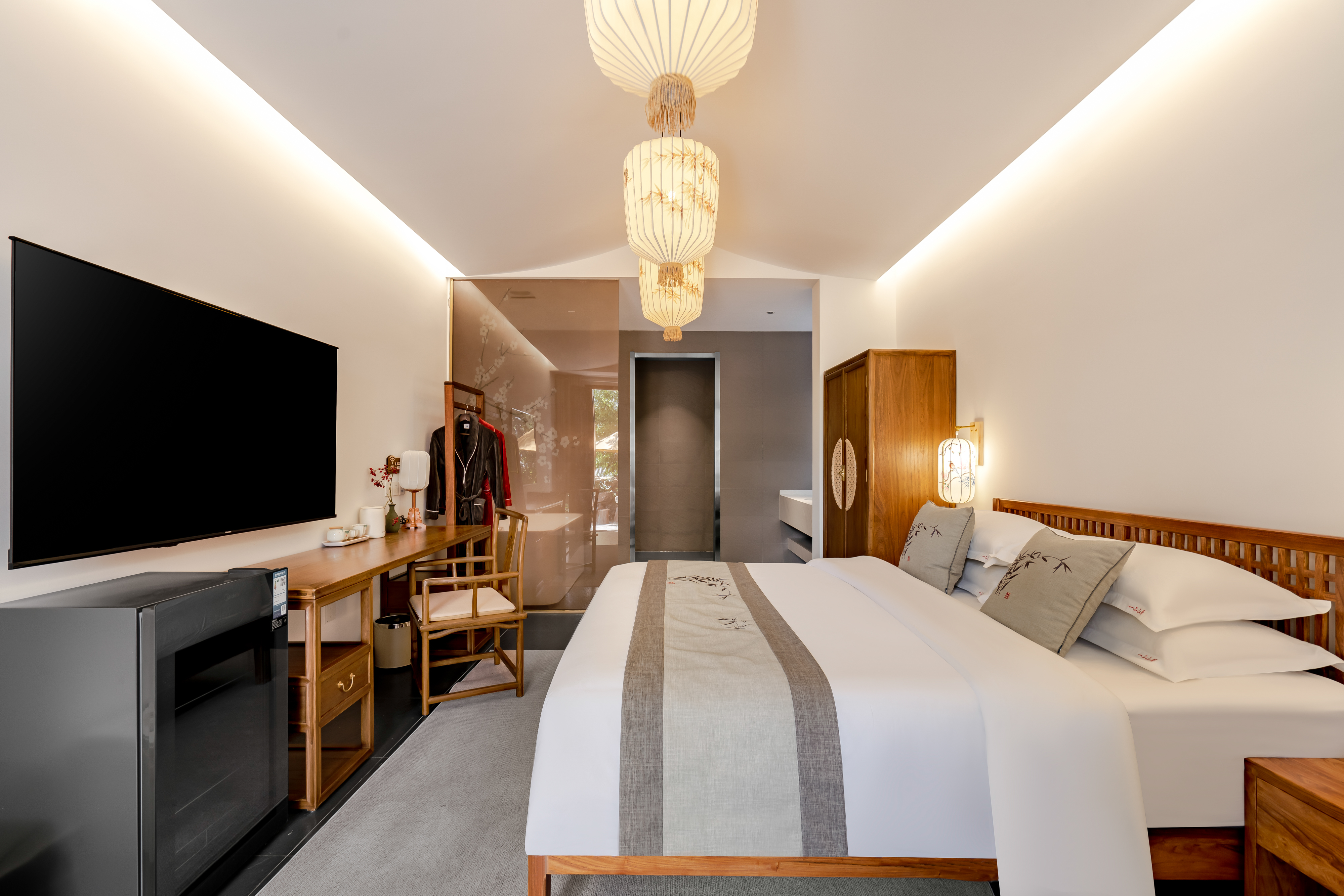 半溪·大床房（全屋暖气+豪华浴缸+戴森吹风机）