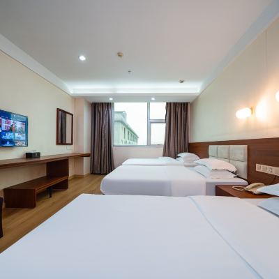 豪華三人房（舒適好眠+歡樂時光） 廈門八山飯店（高崎機場安兜地鐵站店）優惠