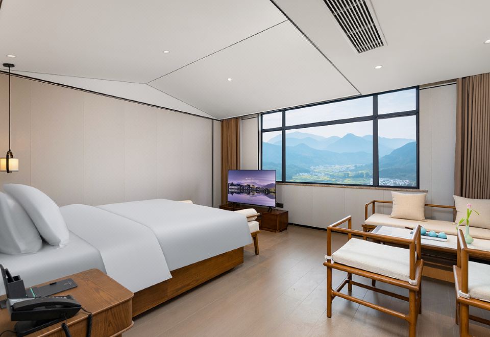 Jingyi Smart Double Bed Room With Cloud Mist Mountain View And Smart Guest Control