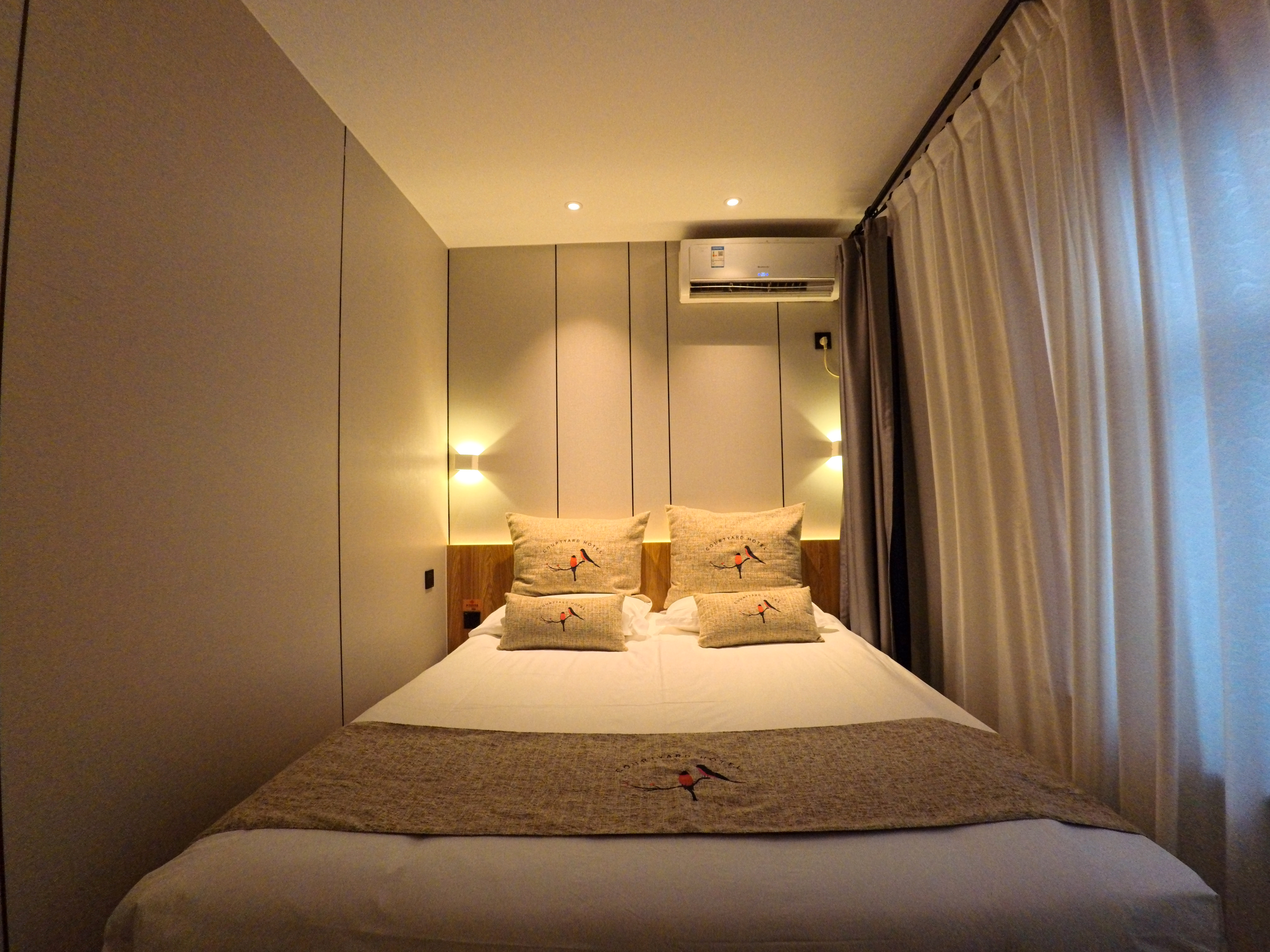 Suite (Double Bed)