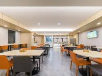 City Comfort Inn Hotel (Yining Airport Shanghai City) Hotels in Yining
