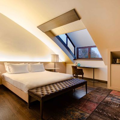 Premium King Room