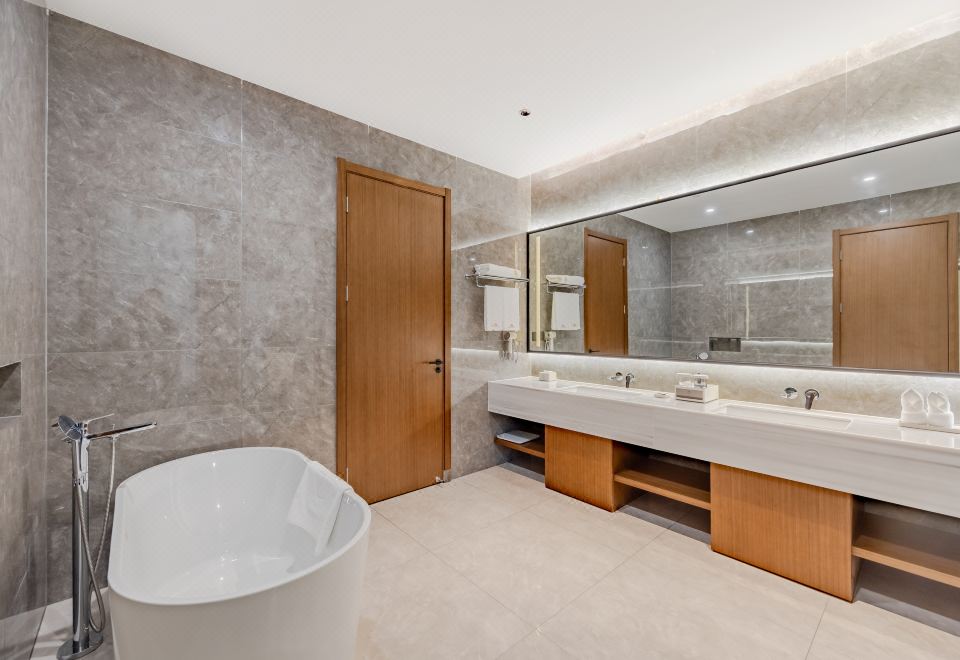 1號樓行政套房（語音智能客控+75寸投屏電視）