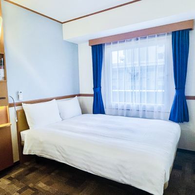 エコノミーダブルルーム(禁煙) 東横INN広島平和大通 クーポン