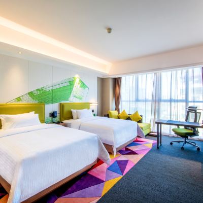 高級雙床房 廣州花都希爾頓歡朋酒店優惠