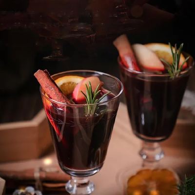 萬聖古堡奇妙夜豪華大床房 北京西西里度假莊園優惠