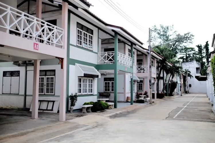 Bungalow Three Bedroom