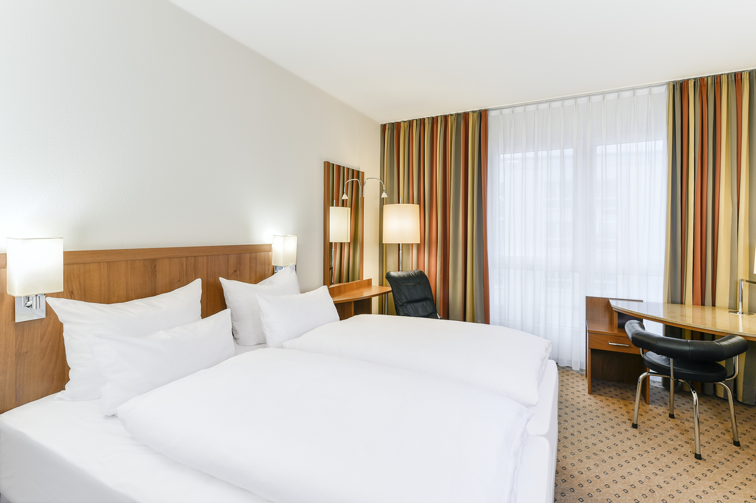 标准房（适合2成人+1小童）