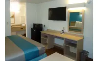 Motel 6 Columbus, MS