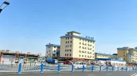 Check in at Pai Hotel (Yining Kazanqi Happy Carnival Smart Cultural Tourism Branch）