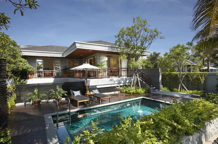 บ้าน 2 ห้องนอน สระว่ายน้ำส่วนตัว ติดชายหาด