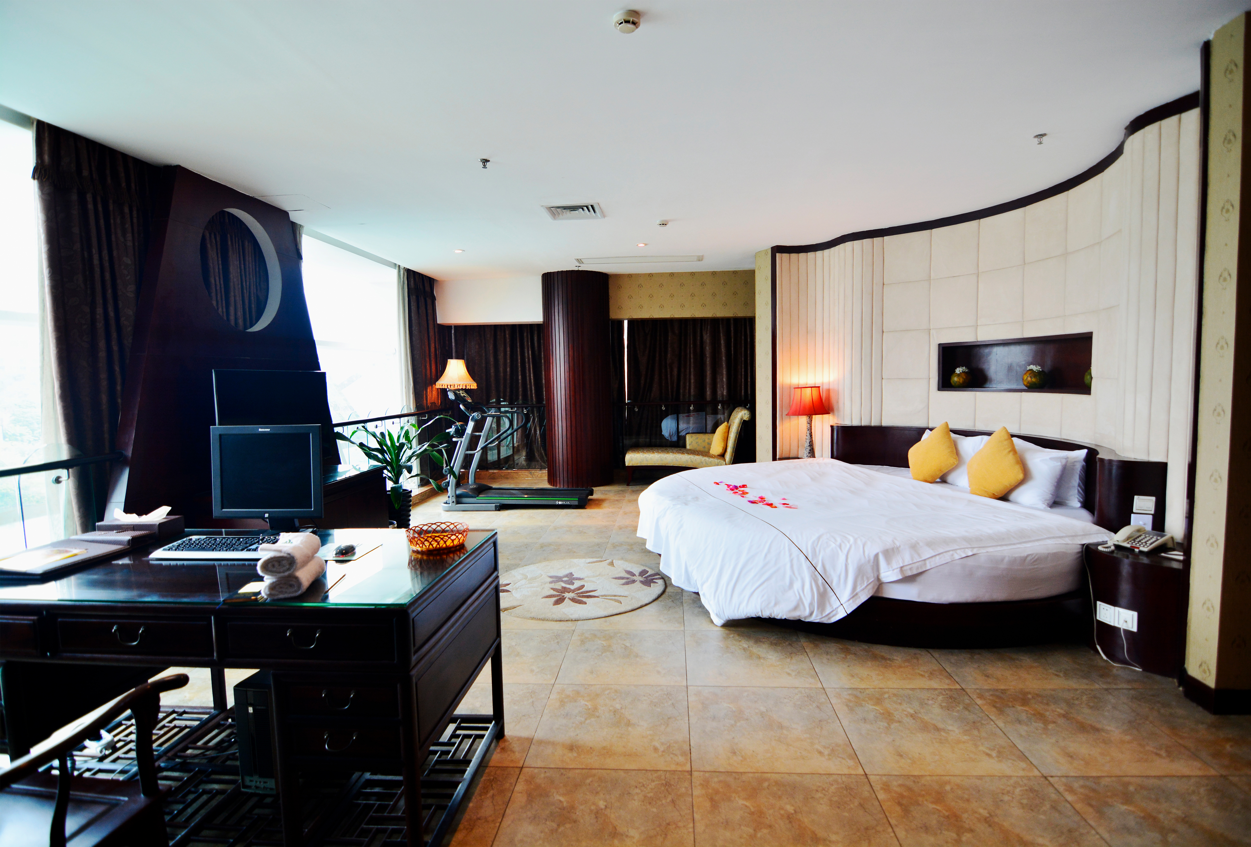 河景豪华套房两房一厅|独立温泉池