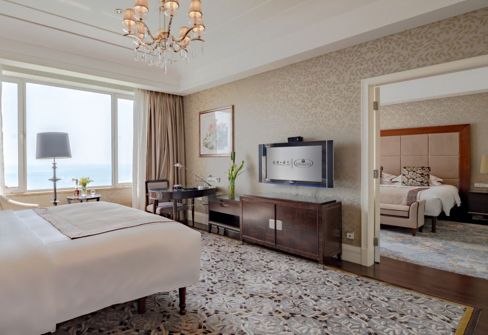 SeaView Garden Hotel QingdaoSuite - 2-Bedroom, Partial Sea-View