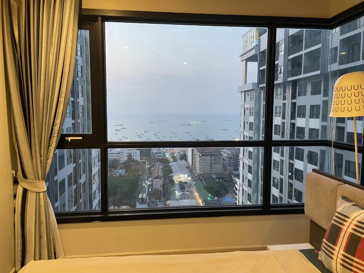 ห้องพักพร้อมห้องนอน 2 ห้อง และห้องน้ำ 2 ห้อง