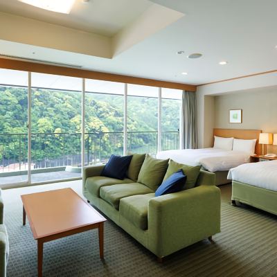 デラックスツイン　禁煙　本館（川側・グッドビュー） 湯本富士屋ホテル クーポン