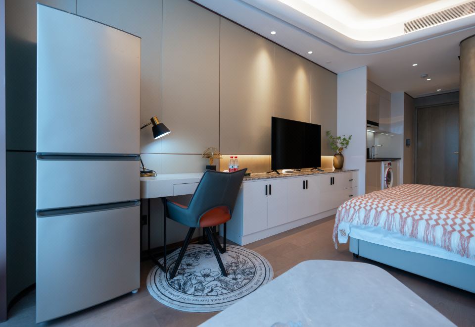 舒適大床房（博世洗衣機│唯寶智能衞浴│高儀化粧鏡）