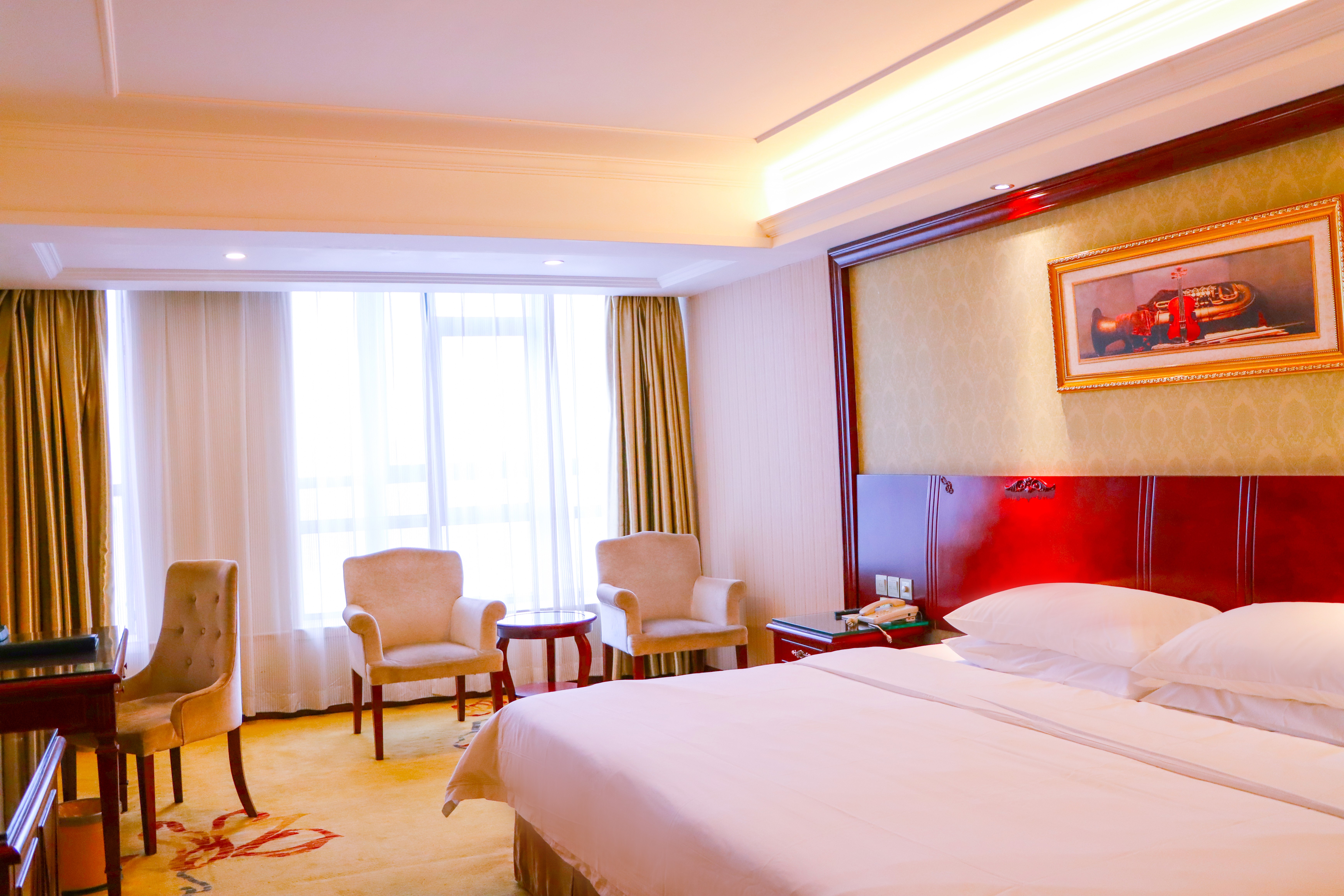 商务大床房 I 记忆床垫