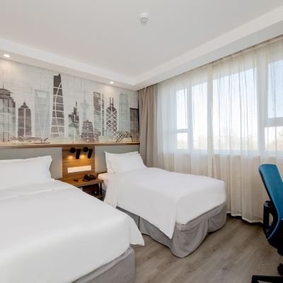 高級雙床房 康福瑞飯店（北京首都機場新國展店）優惠