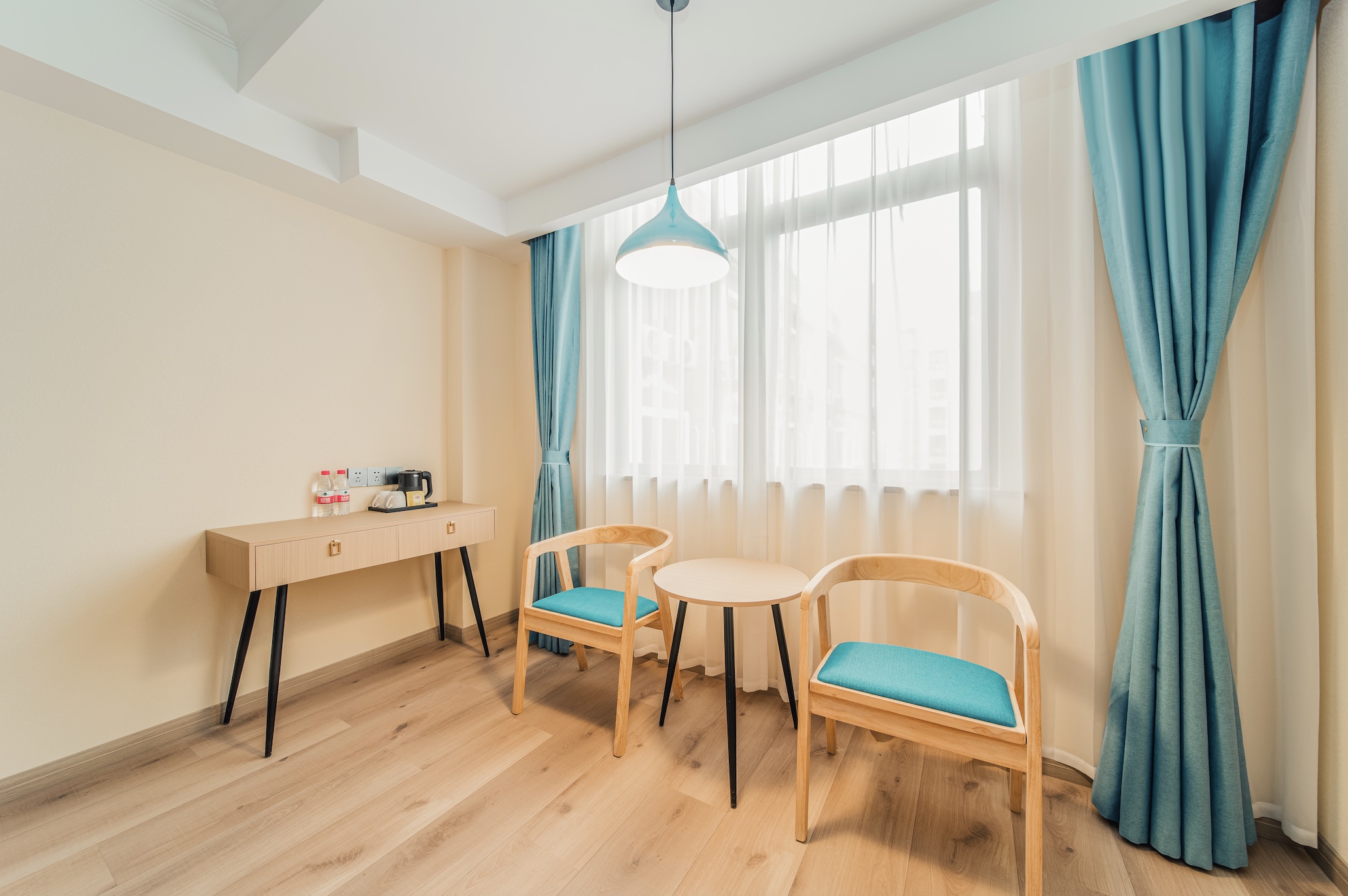 温馨亲子房「喜临门高级床垫」