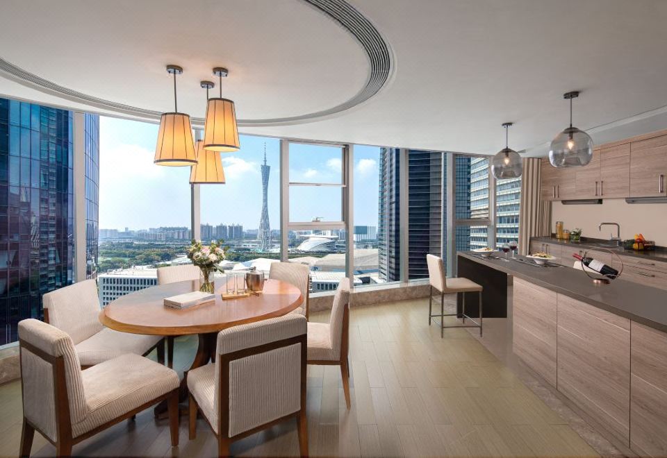 三房豪華行政廣州塔景套房