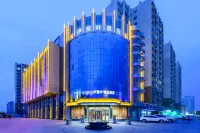 Holiday Inn Yining Enjoy· Yi Banana Leaf (Yining Airport Branch) Hotel di 