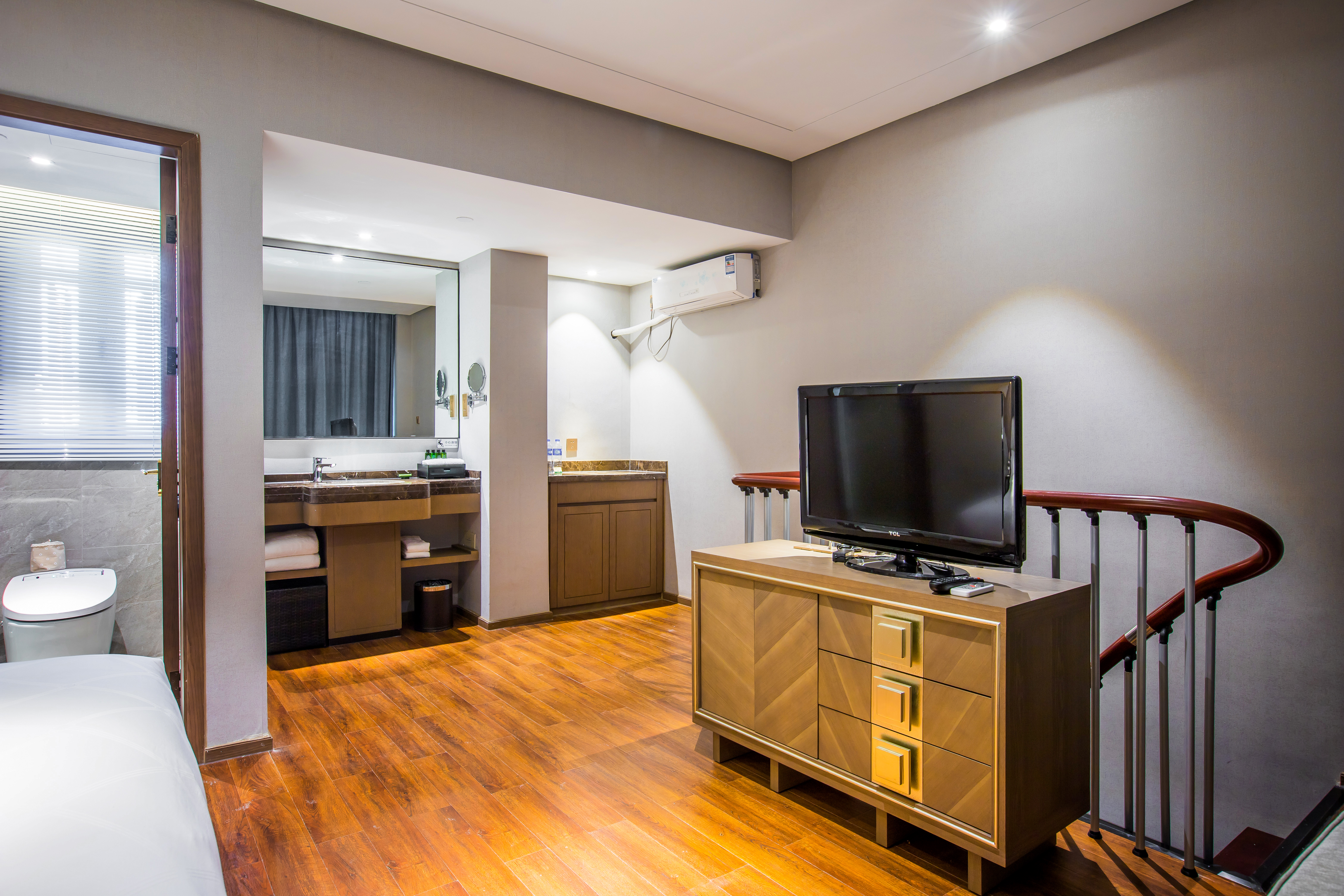 Arula·复式双床套房（可投屏液晶电视）