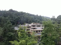 Muyunchunshu Mountain Healing Retreat Homestay (Bifengxia, Ya'an) Hotels in 