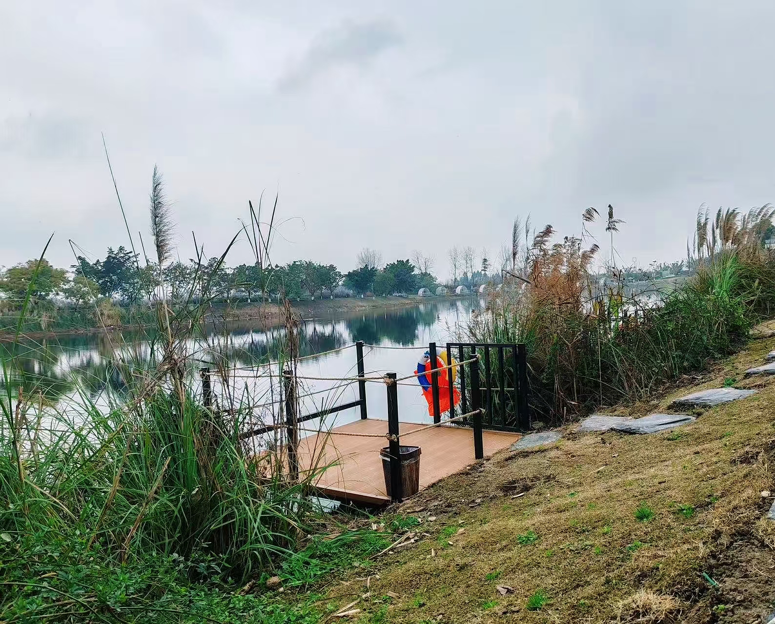 云端·360°湖景尊享私湯大床房「4K投影·湖景花園」