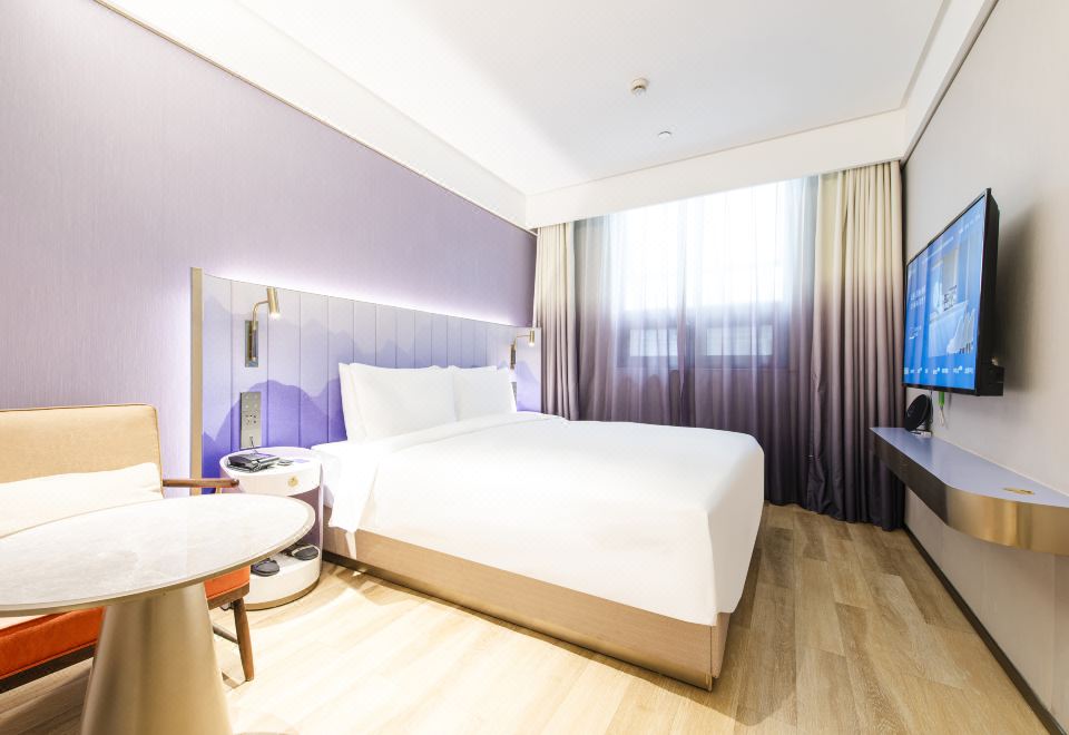 心雅舒適大床房（智能客控+小冰箱）