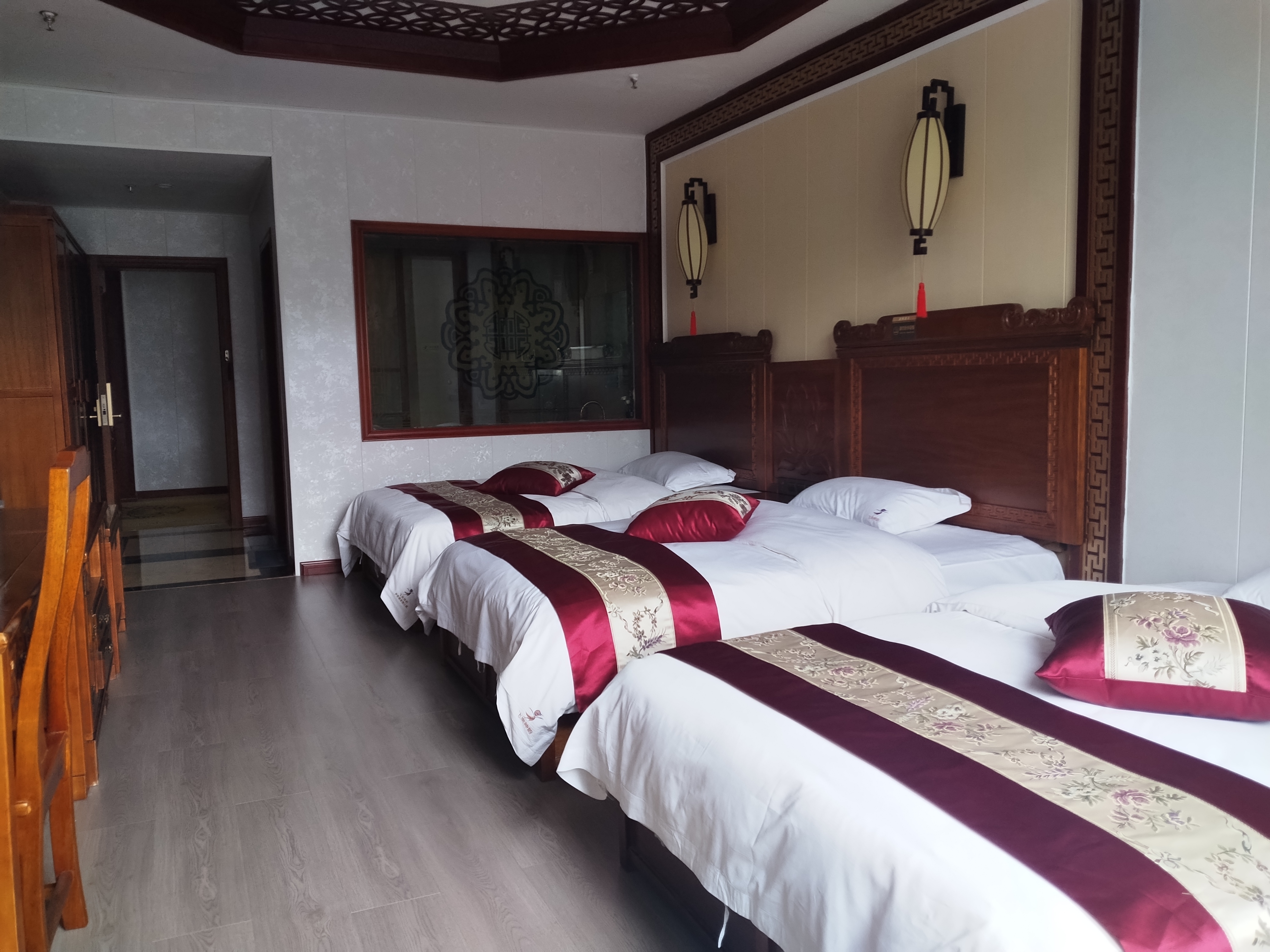 神韵豪华三人间（空调+供氧）