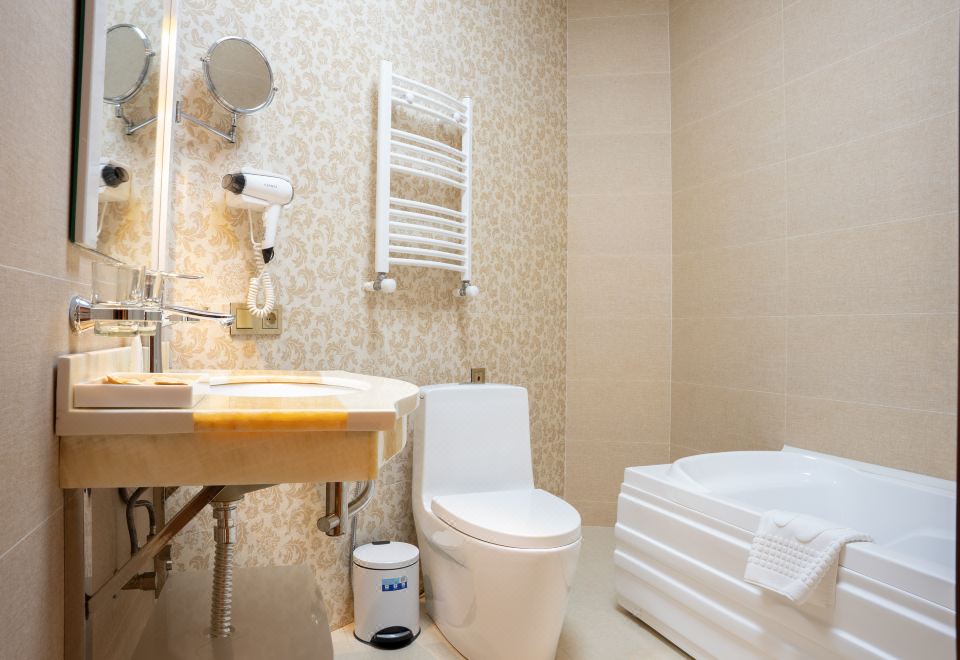 Panorama Lisi Grand HotelStandard Twin City View