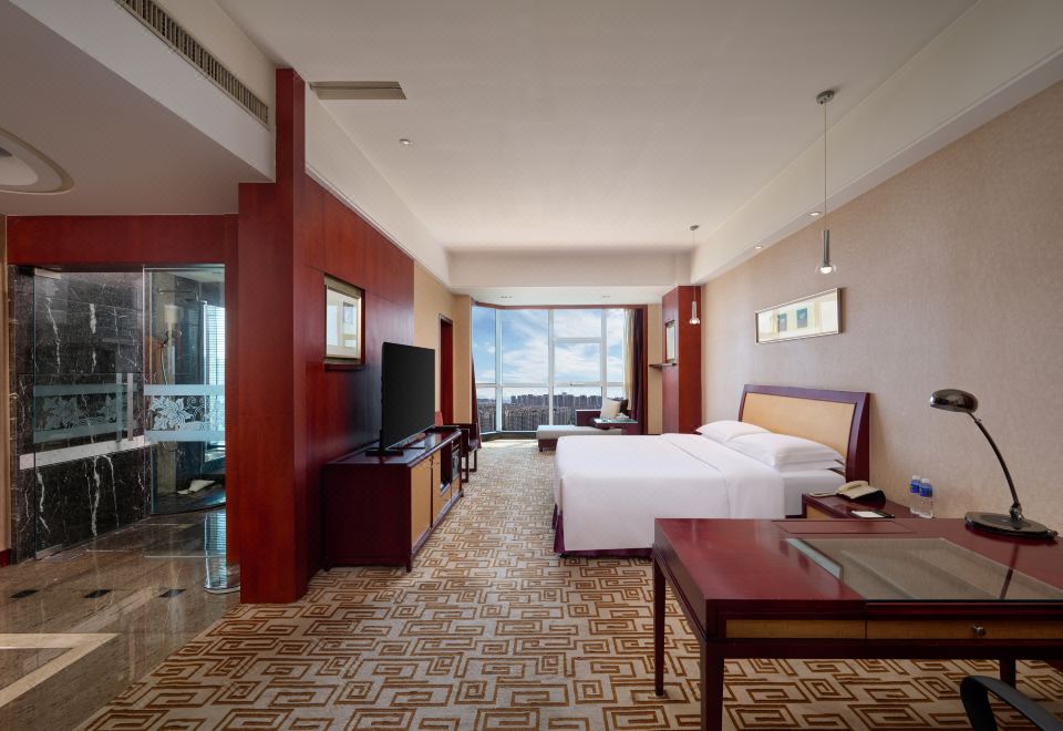 Empark Grand Hotel KunmingExecutive Deluxe Queen Room