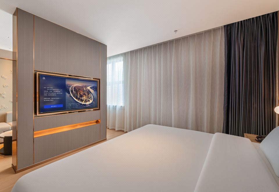 行政大床房（智能客控,电视投屏，慕思床垫）