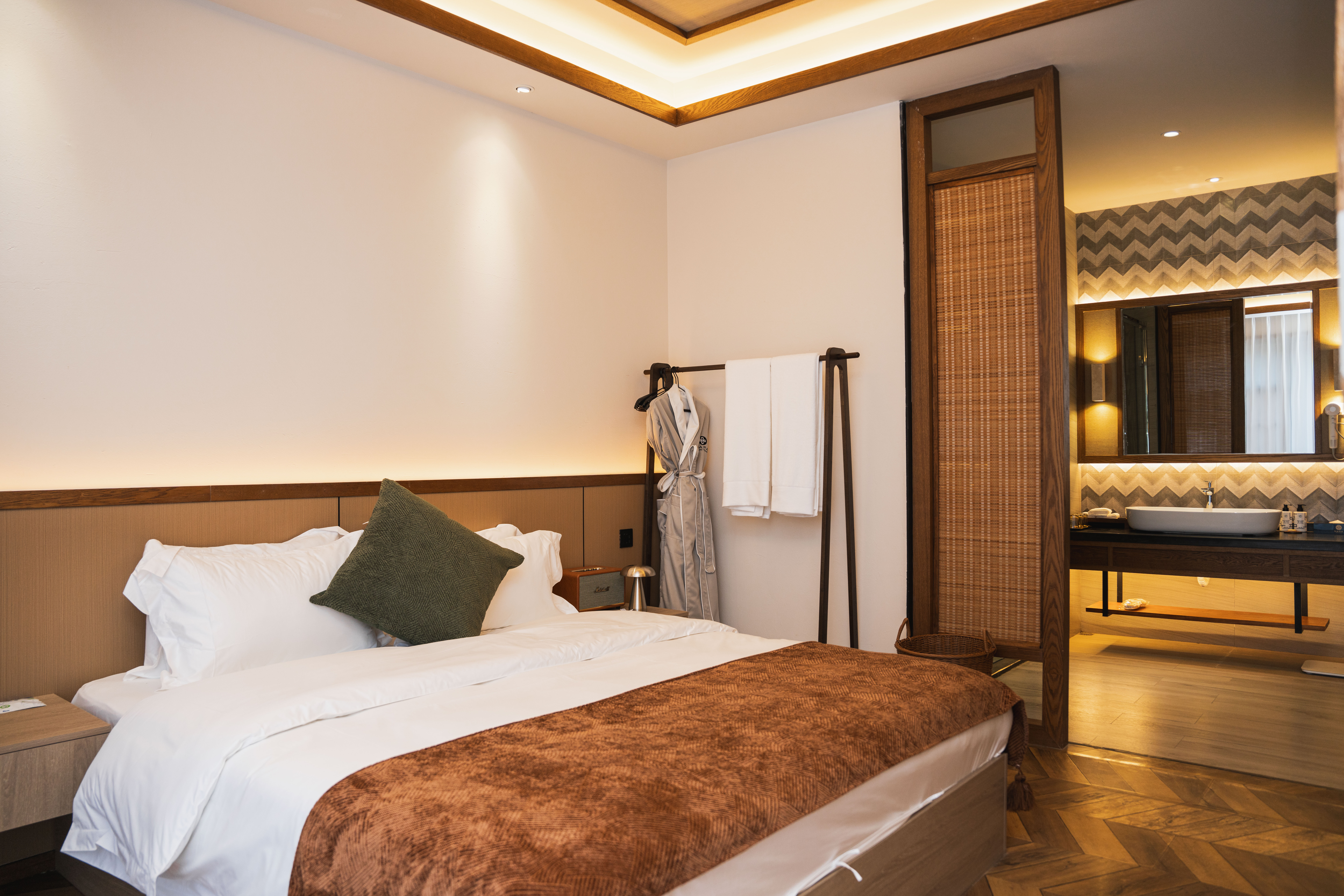 棲庭·趣野私湯雙床房「庭院私湯+大落地窗+無限放水」