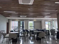 Longshanju Hotel