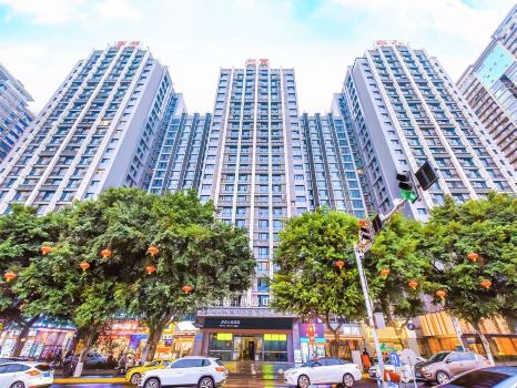 重慶景慕心悅江景酒店(解放碑洪崖洞店)