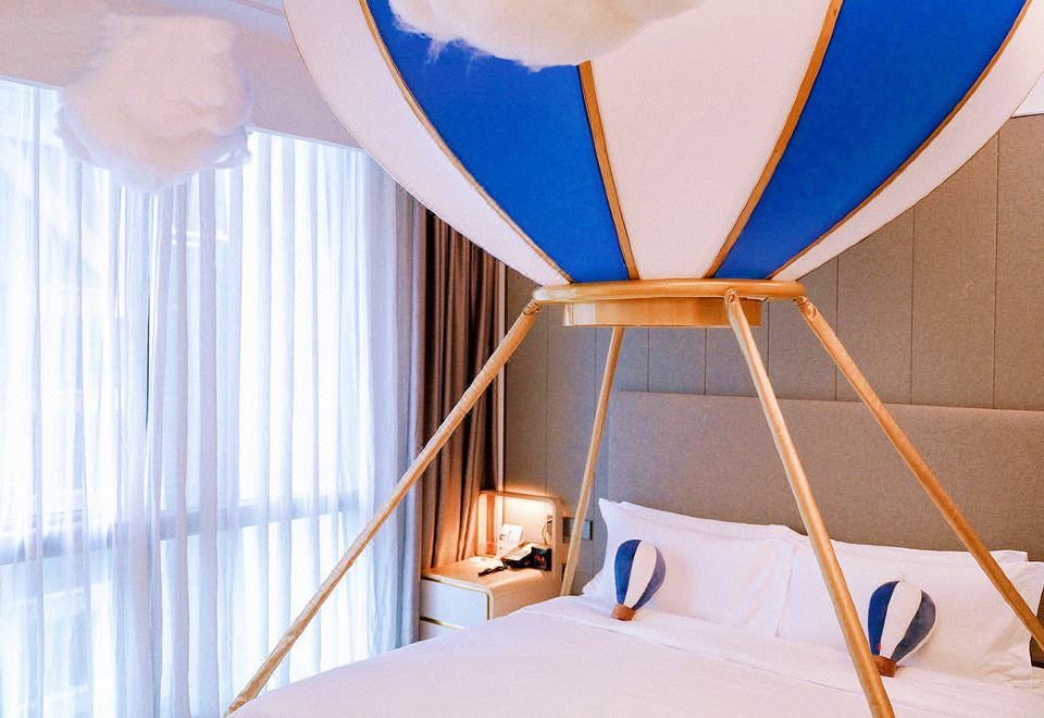 Ascott Raffles City ChongqingBichon Balloon Adventure Theme Suite（One-Bedroom Deluxe）
