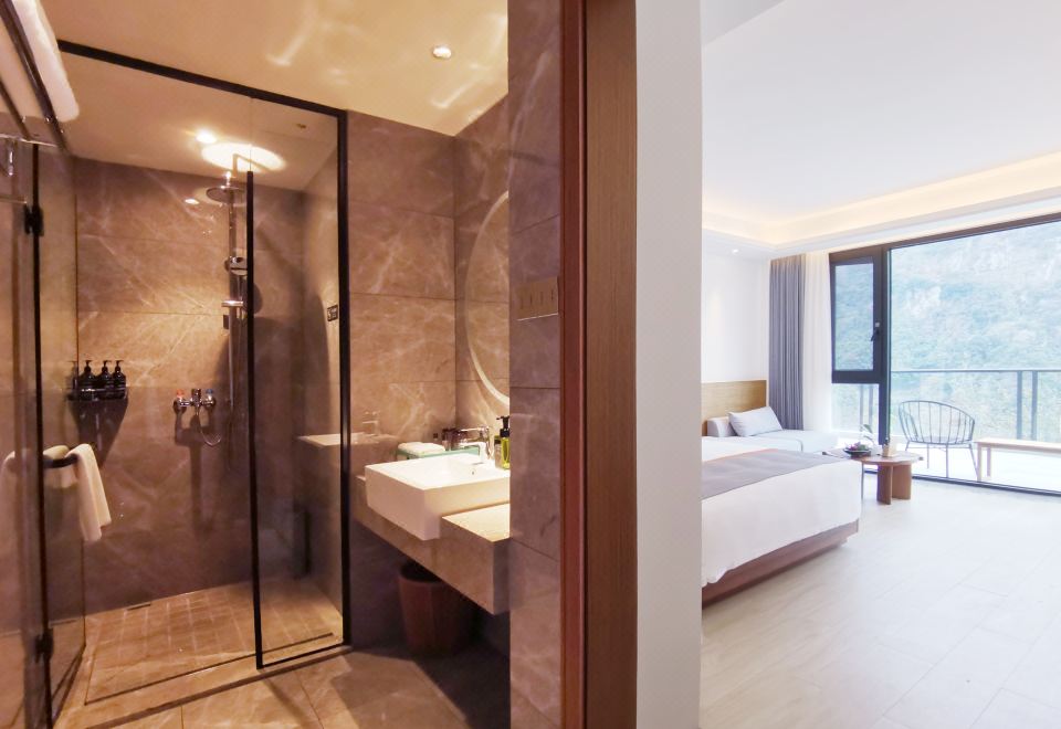 FUZHOU ROYAL HOT SPRING HOTEL & RESORTYunshui Pavilion - Family Villa (Two Bedroom+Outdoor Hot Spring Pool)