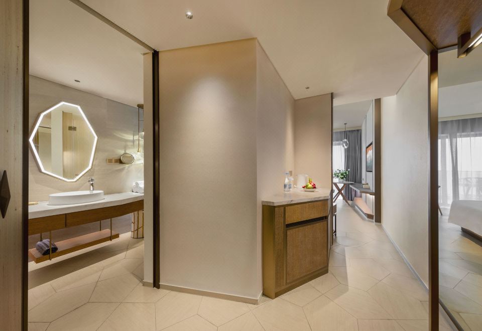 Salt Crystal Hotel By RichuPremier Room - Sea-View (Double Bed)