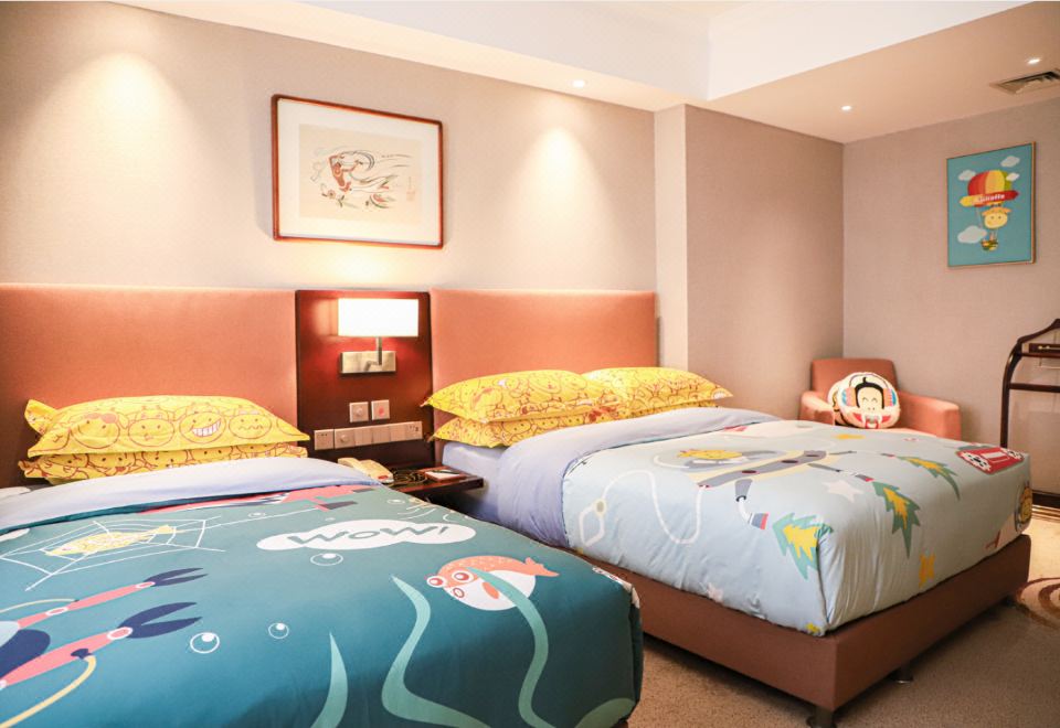 Feitian Hotel BeijingFamily Room