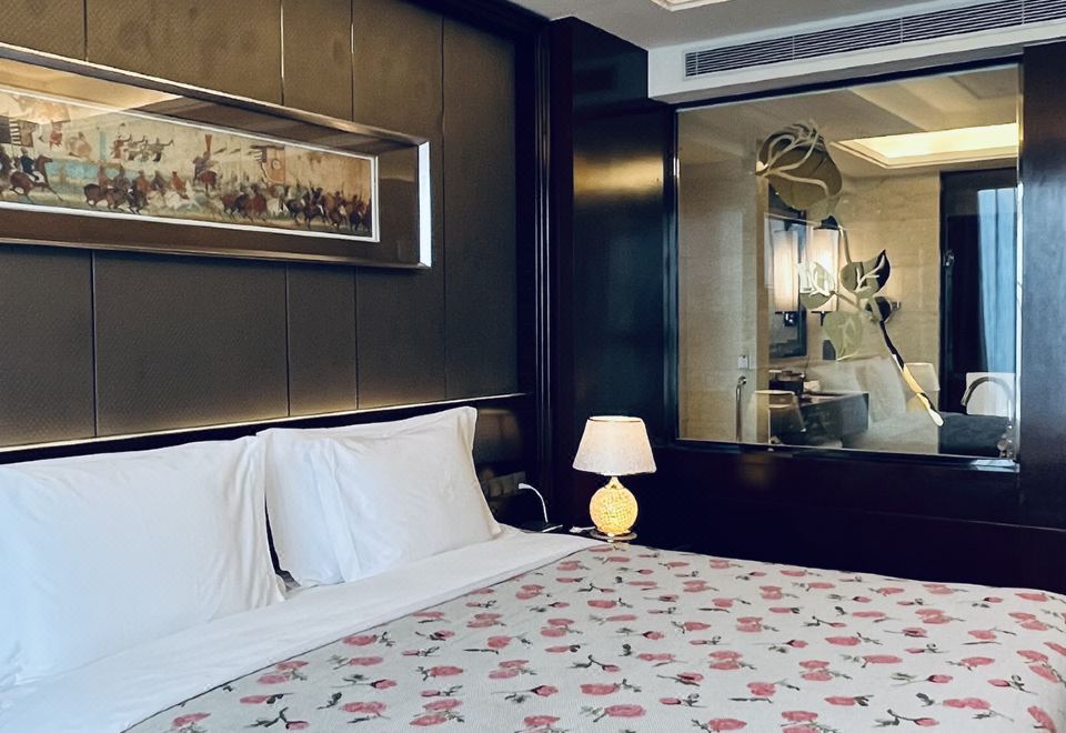 玫瑰主题高级套房