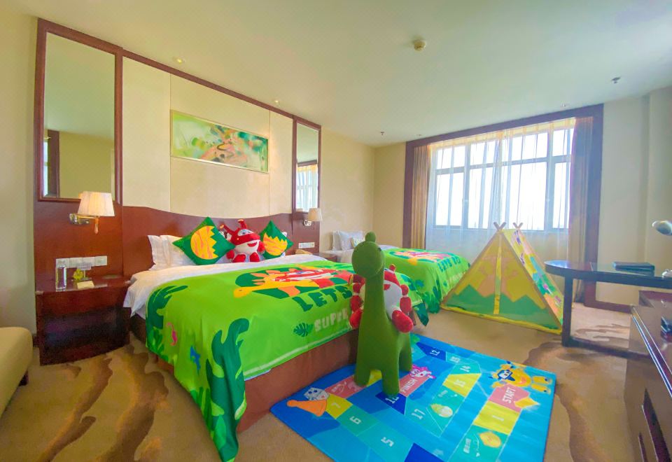 超级飞侠恐龙主题豪华亲子房