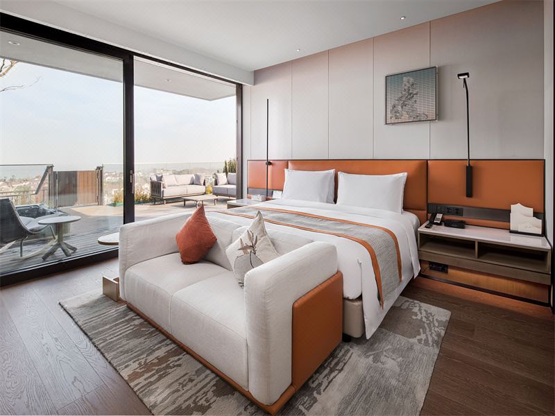 Single-family Lake View Room