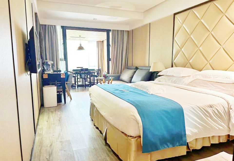 特色康乐湖景养生房