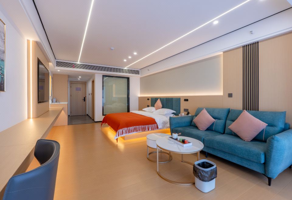 城景轻奢大床房（市井璀璨夜景+定制静眠床品+智能马桶）