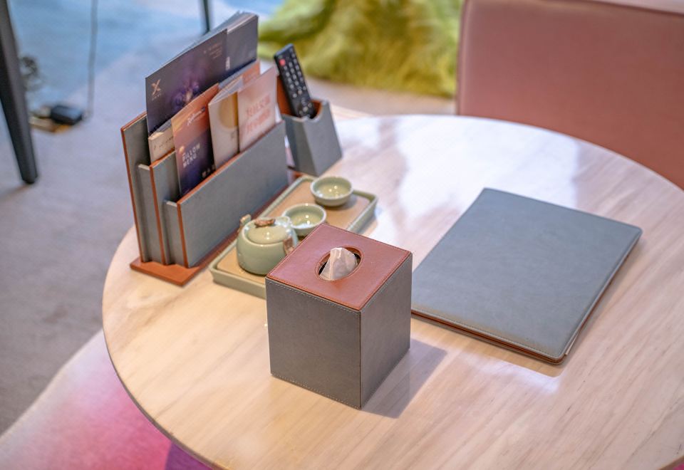 城市探趣主題豪華套房