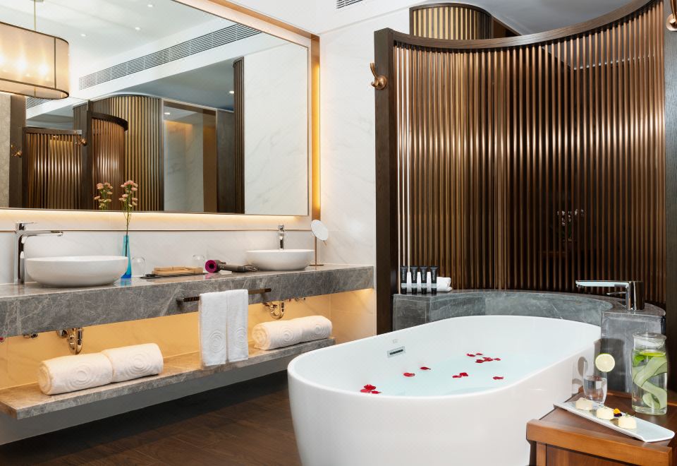 豪华海景家庭联通房