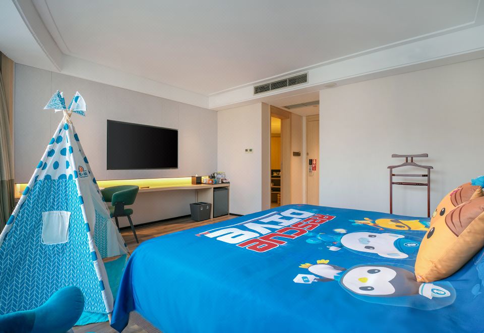 Holiday Inn Qingdao City CentreHoliday Executive Deluxe Octonauts Theme Room