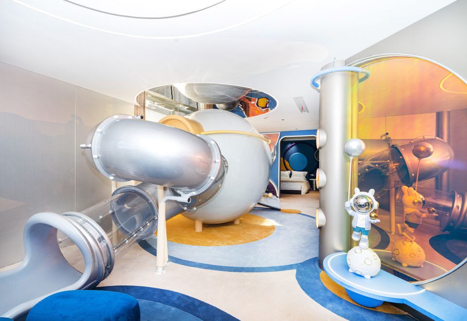 InterContinental NanjingStarry Sky Themed Family Suite